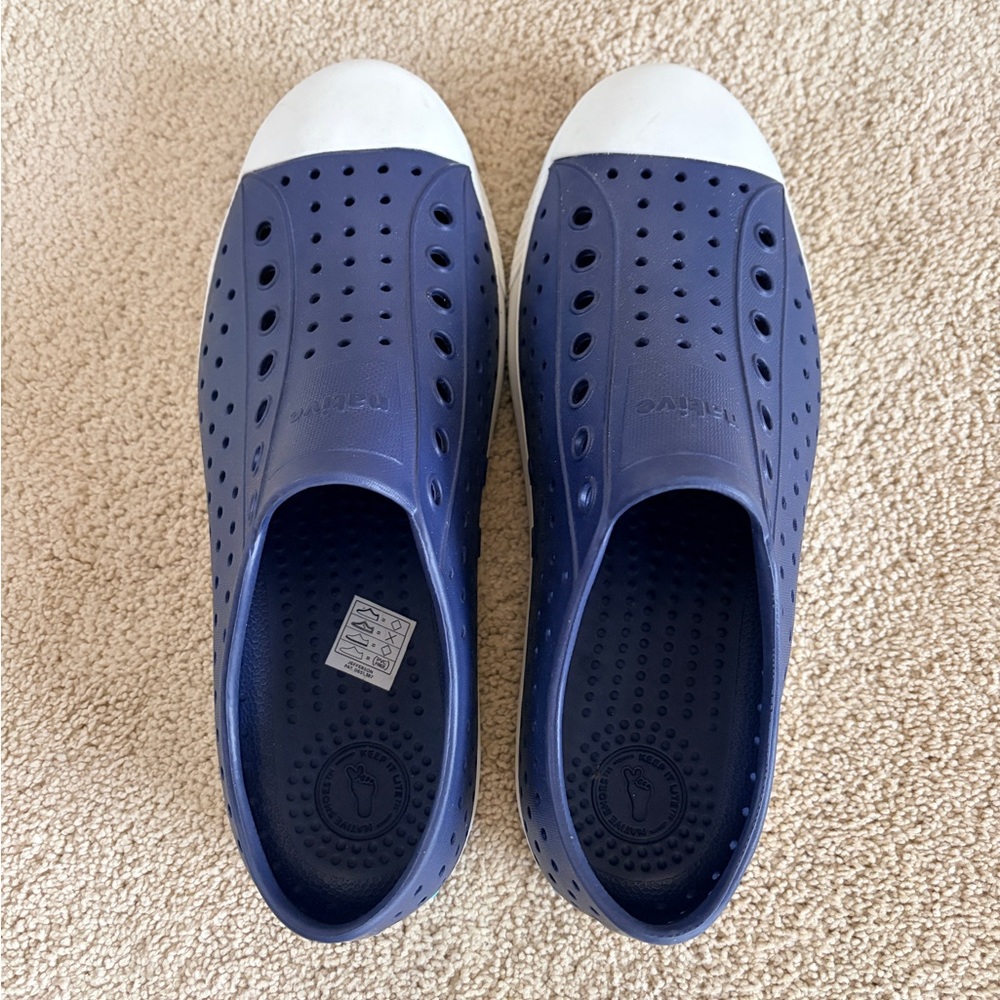 Brand new, never worn Natives